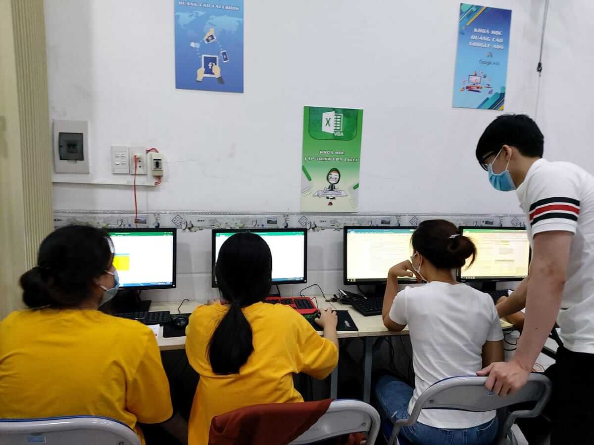 review đánh giá trung tâm tin học Sao Việt có lừa đảo hay không?