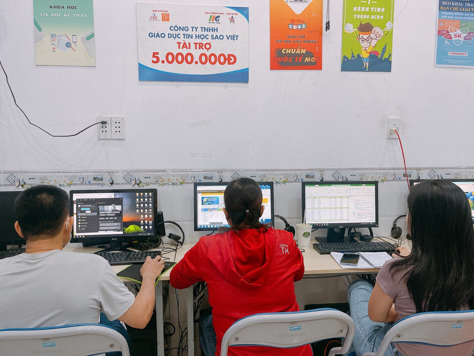 Khóa Học Ứng Dụng AI Vào Học Tập Và Nghiên Cứu Cứu