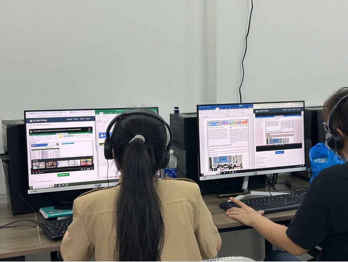 Khóa Học Canva AI